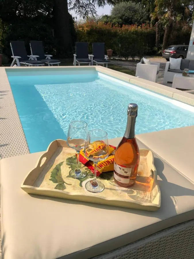 Betty'S House Bed & Breakfast Lazise 3*,  Italy
