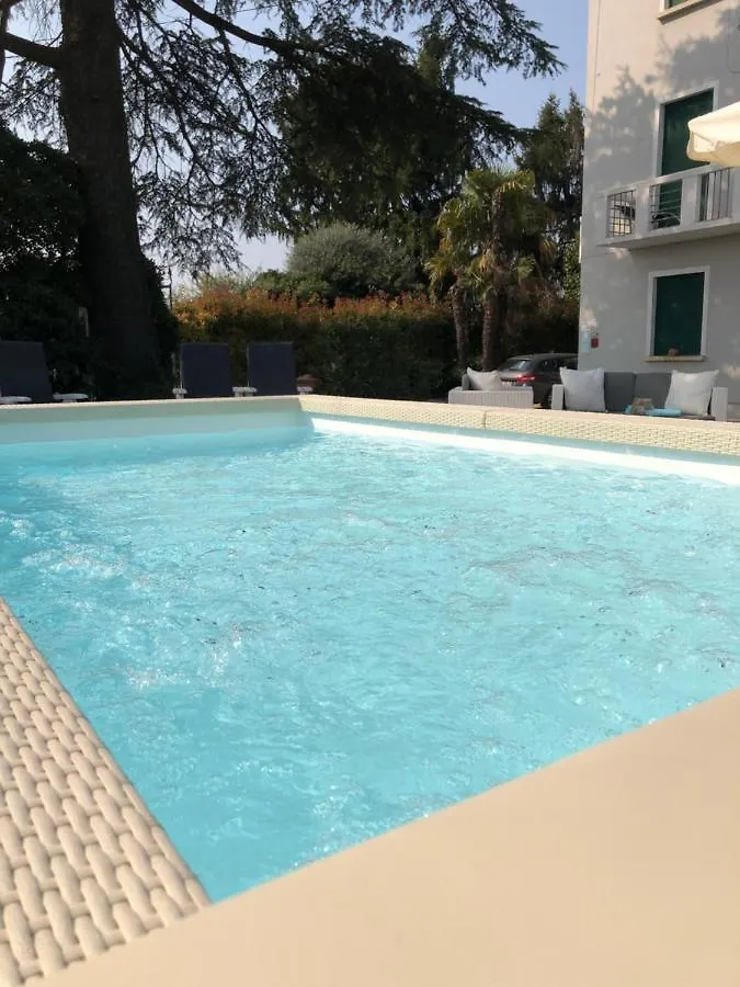 Betty'S House Bed & Breakfast Lazise