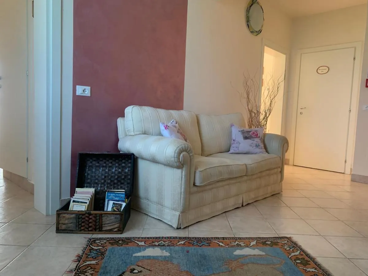 Betty'S House Bed & Breakfast Lazise Italy