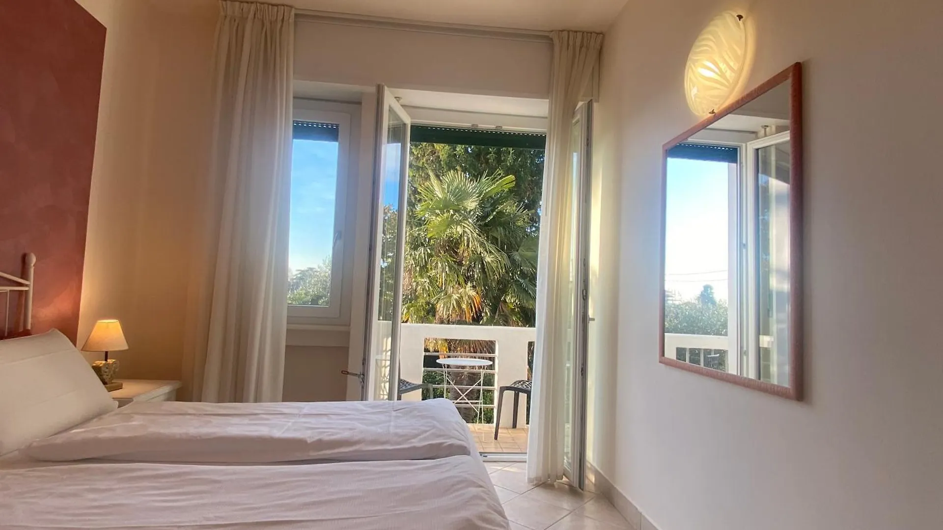 Betty'S House Bed & Breakfast Lazise