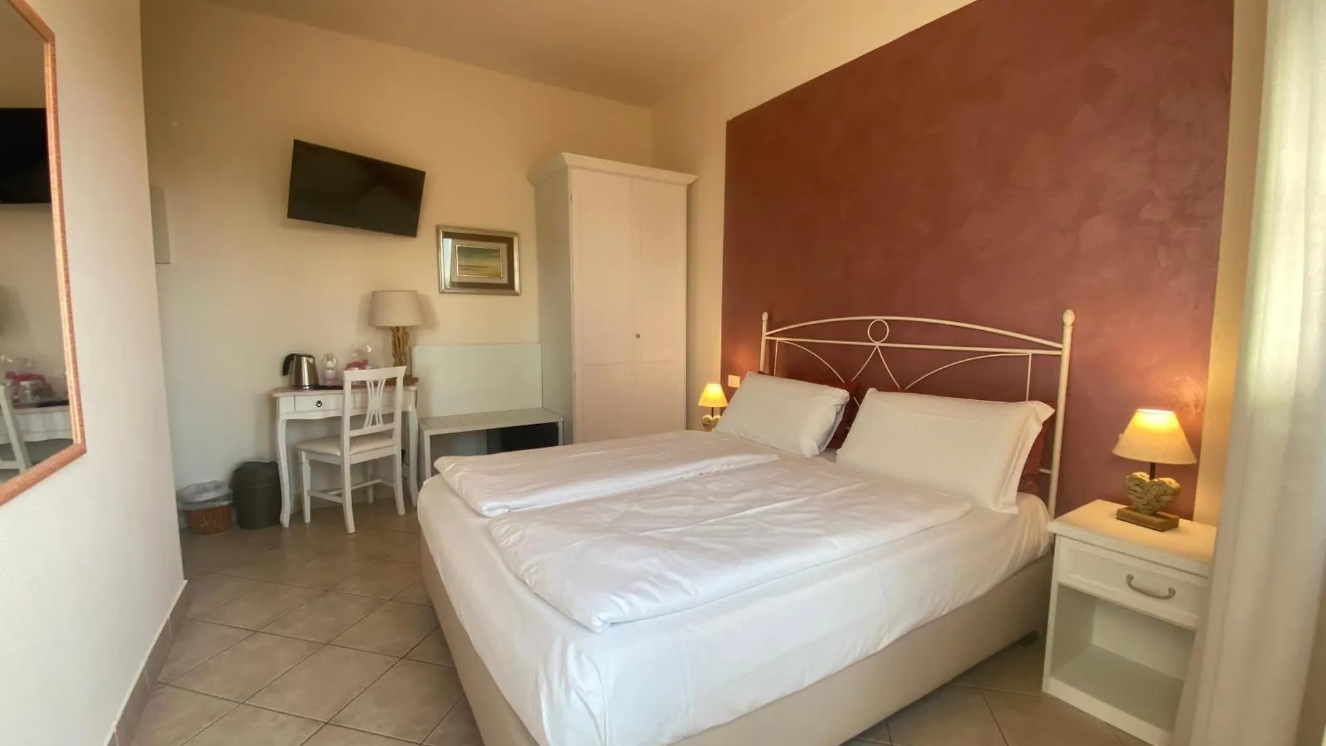 Bed and Breakfast Betty'S House Lazise 3*,  Italien